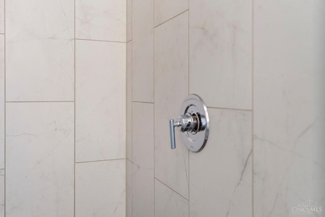 3725 Isabella Avenue, Cincinnati, OH 45209