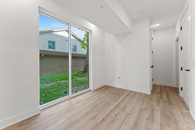 3725 Isabella Avenue, Cincinnati, OH 45209