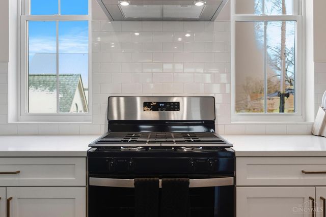 3725 Isabella Avenue, Cincinnati, OH 45209