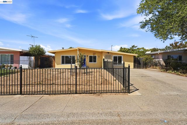 5621 27Th Ave, Sacramento, CA 95820