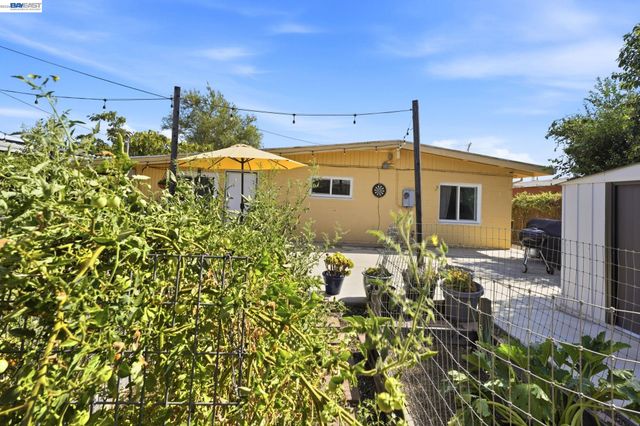 5621 27Th Ave, Sacramento, CA 95820