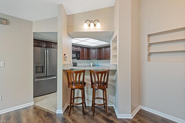 1737 Rock Bridge MEWS, Chesapeake, VA 23320