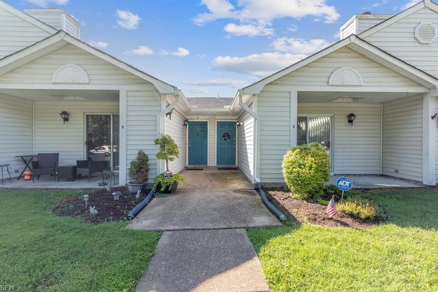 1737 Rock Bridge MEWS, Chesapeake, VA 23320