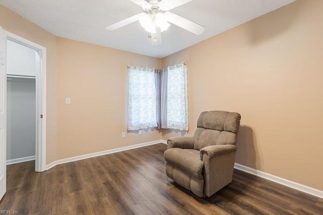 1737 Rock Bridge MEWS, Chesapeake, VA 23320