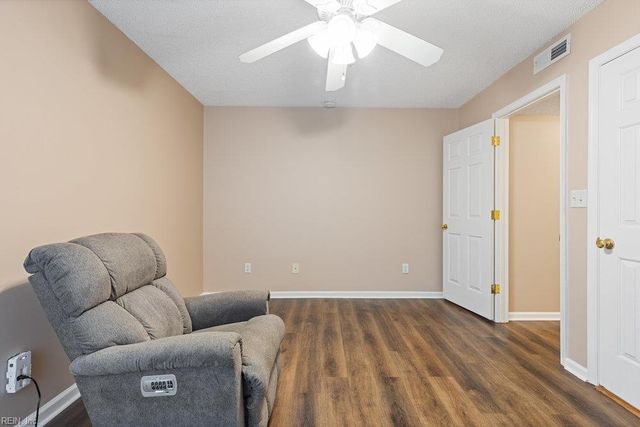 1737 Rock Bridge MEWS, Chesapeake, VA 23320