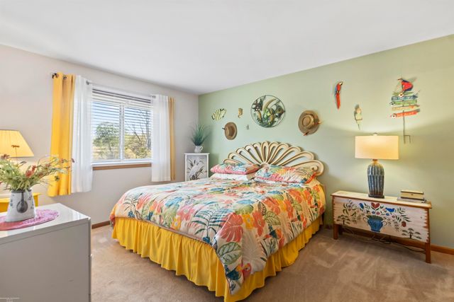 43440 Riverbend Boulevard, Clinton Township, MI 48038