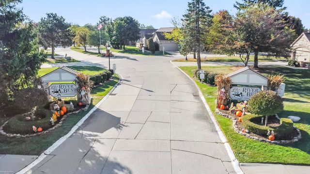 43440 Riverbend Boulevard, Clinton Township, MI 48038