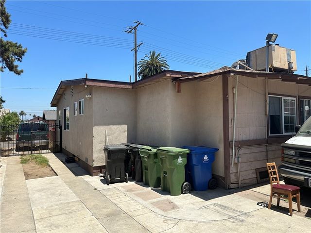 1116 W 78th, Los Angeles, CA 90044