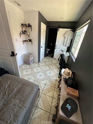 1116 W 78th, Los Angeles, CA 90044