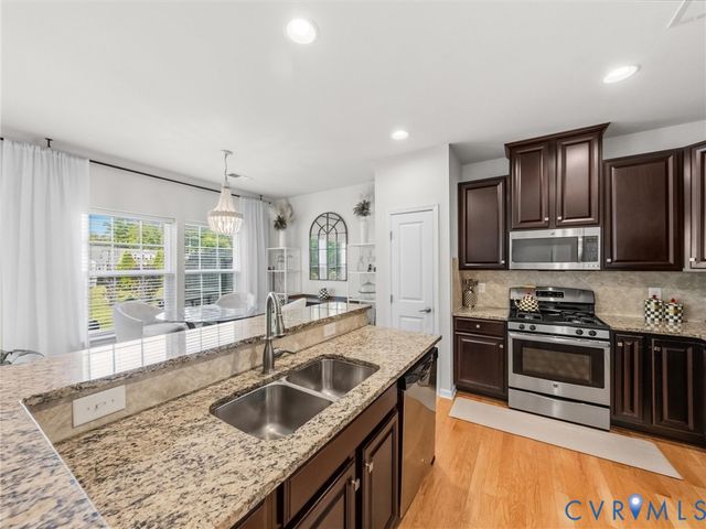 14620 Bridge Creek Dr, Midlothian, VA 23113