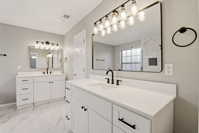 8227 Calle Primera NW, Albuquerque, NM 87120