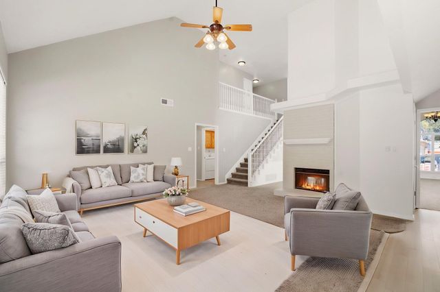 8227 Calle Primera NW, Albuquerque, NM 87120