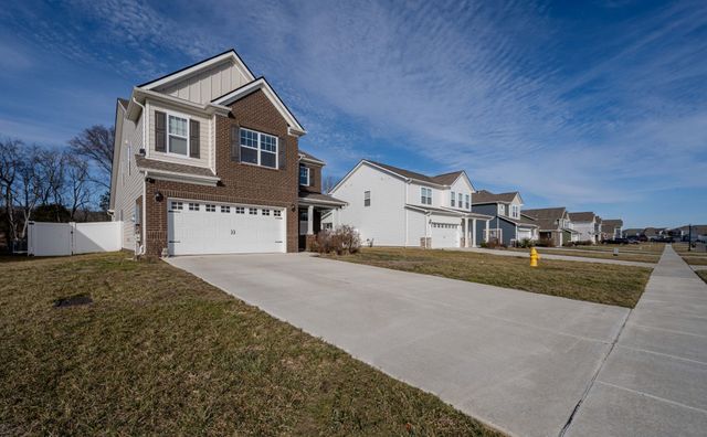 146 Ravens Crest Ave, Mount Juliet, TN 37122