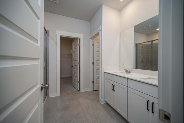 146 Ravens Crest Ave, Mount Juliet, TN 37122