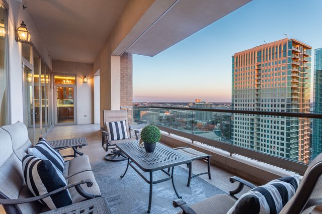 2300 WOLF Street 19A, Dallas, TX 75201