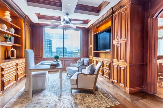 2300 WOLF Street 19A, Dallas, TX 75201