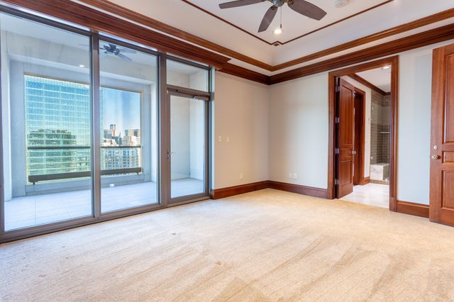 2300 WOLF Street 19A, Dallas, TX 75201