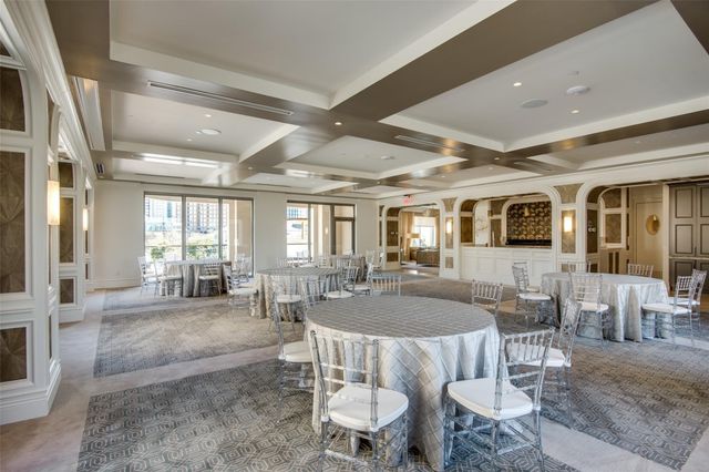 2300 WOLF Street 19A, Dallas, TX 75201
