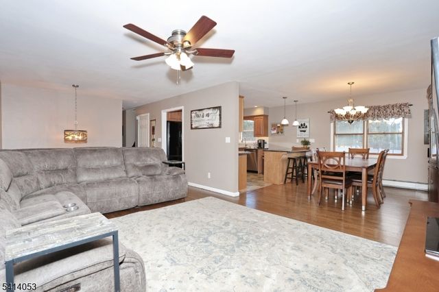 1400 Rr 208, Hawthorne Boro, NJ 07506