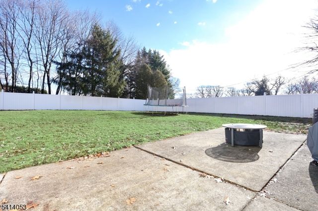 1400 Rr 208, Hawthorne Boro, NJ 07506