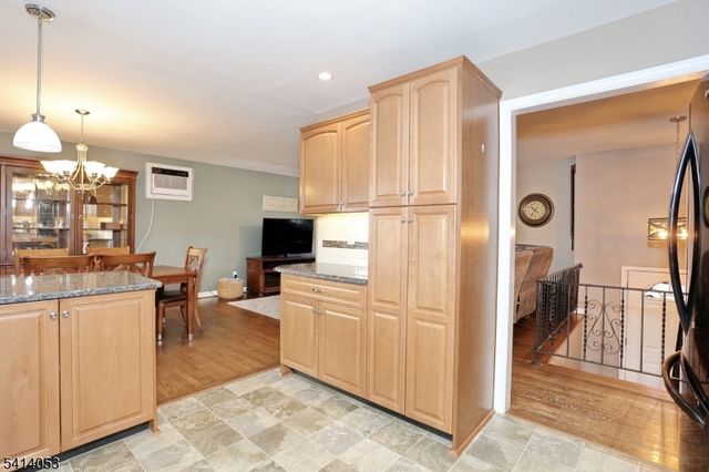 1400 Rr 208, Hawthorne Boro, NJ 07506