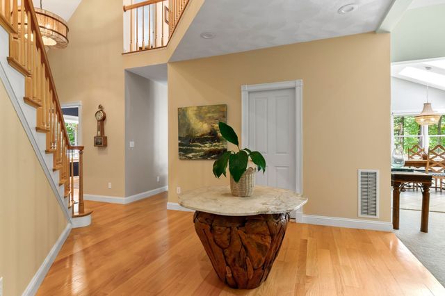 64 Leslie Road, Rowley, MA 01969
