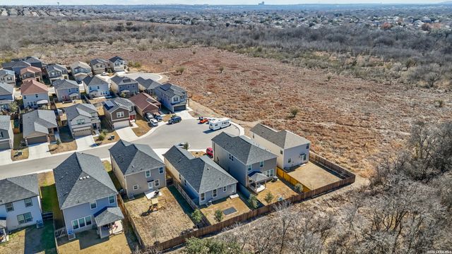 1915 Overlook Knoll, San Antonio, TX 78245