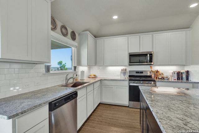 2080 Cowan, New Braunfels, TX 78132