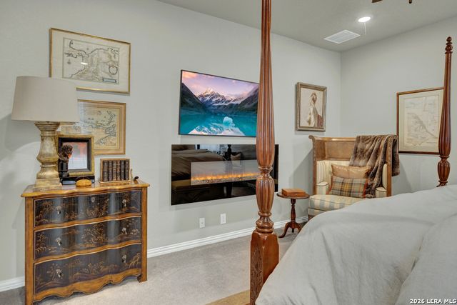 2080 Cowan, New Braunfels, TX 78132