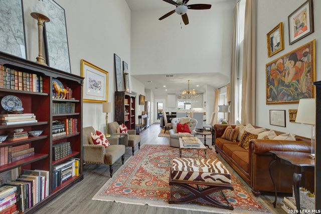 2080 Cowan, New Braunfels, TX 78132