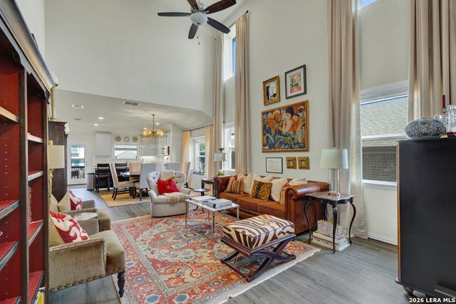 2080 Cowan, New Braunfels, TX 78132