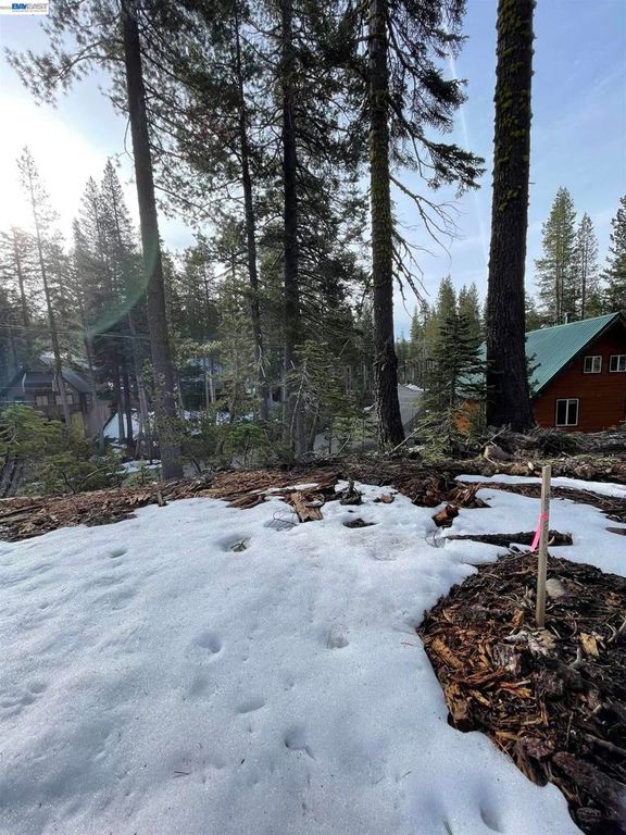 Image 5 of property listing at 7217 Palisade Road, Soda Springs, CA 95728