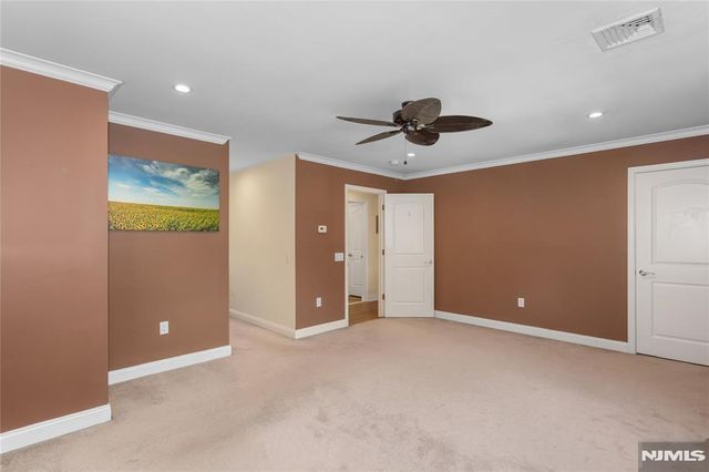 512 Lyster Avenue, Saddle Brook, NJ 07663