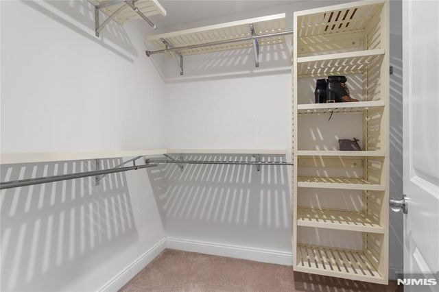 512 Lyster Avenue, Saddle Brook, NJ 07663