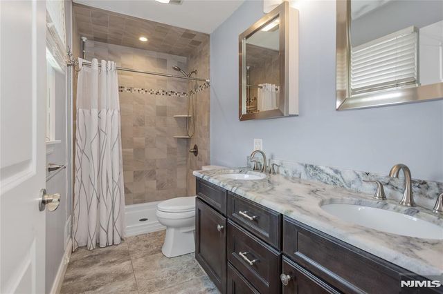 512 Lyster Avenue, Saddle Brook, NJ 07663