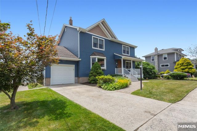 512 Lyster Avenue, Saddle Brook, NJ 07663