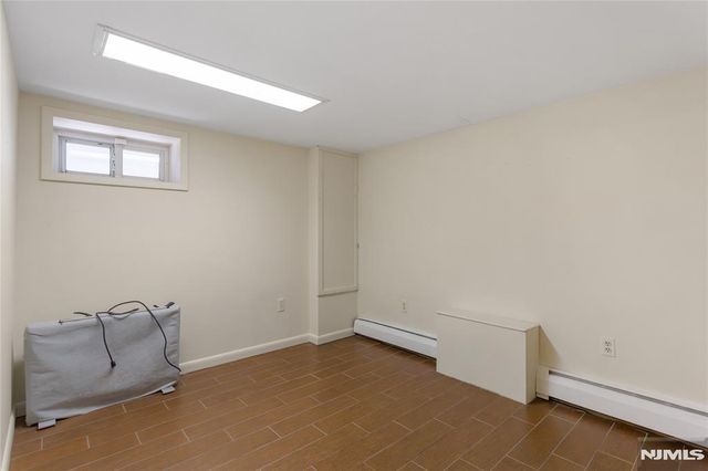 512 Lyster Avenue, Saddle Brook, NJ 07663