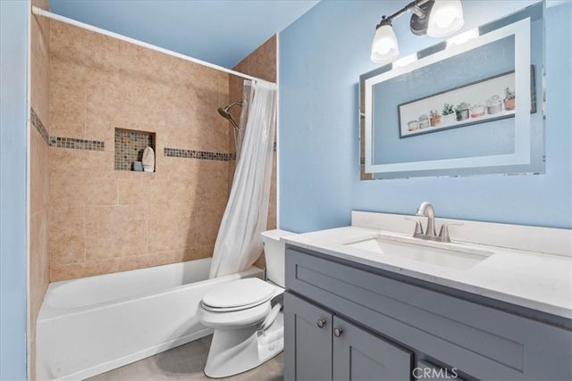 5950 Imperial Highway 48, South Gate, CA 90280