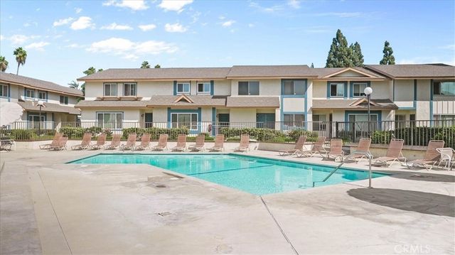5950 Imperial Highway 48, South Gate, CA 90280