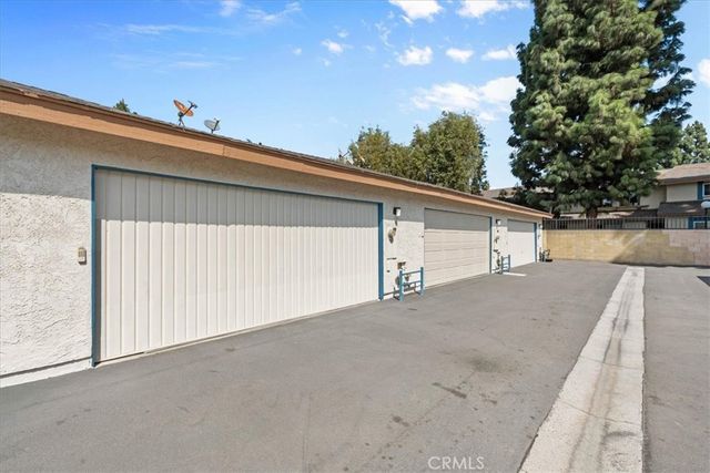5950 Imperial Highway 48, South Gate, CA 90280