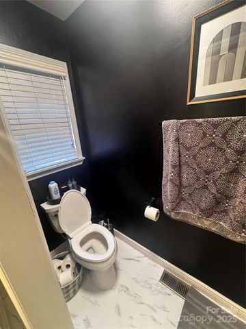 21 Eagle Drive, Taylorsville, NC 28681