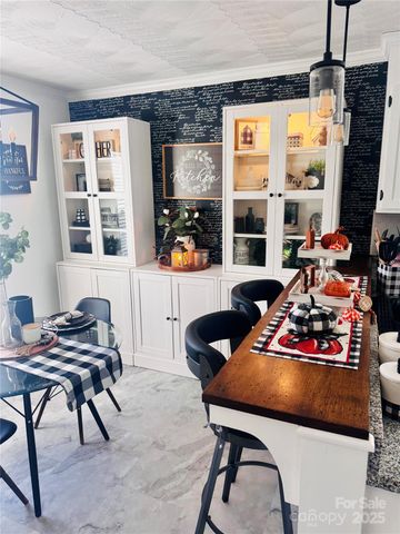 21 Eagle Drive, Taylorsville, NC 28681