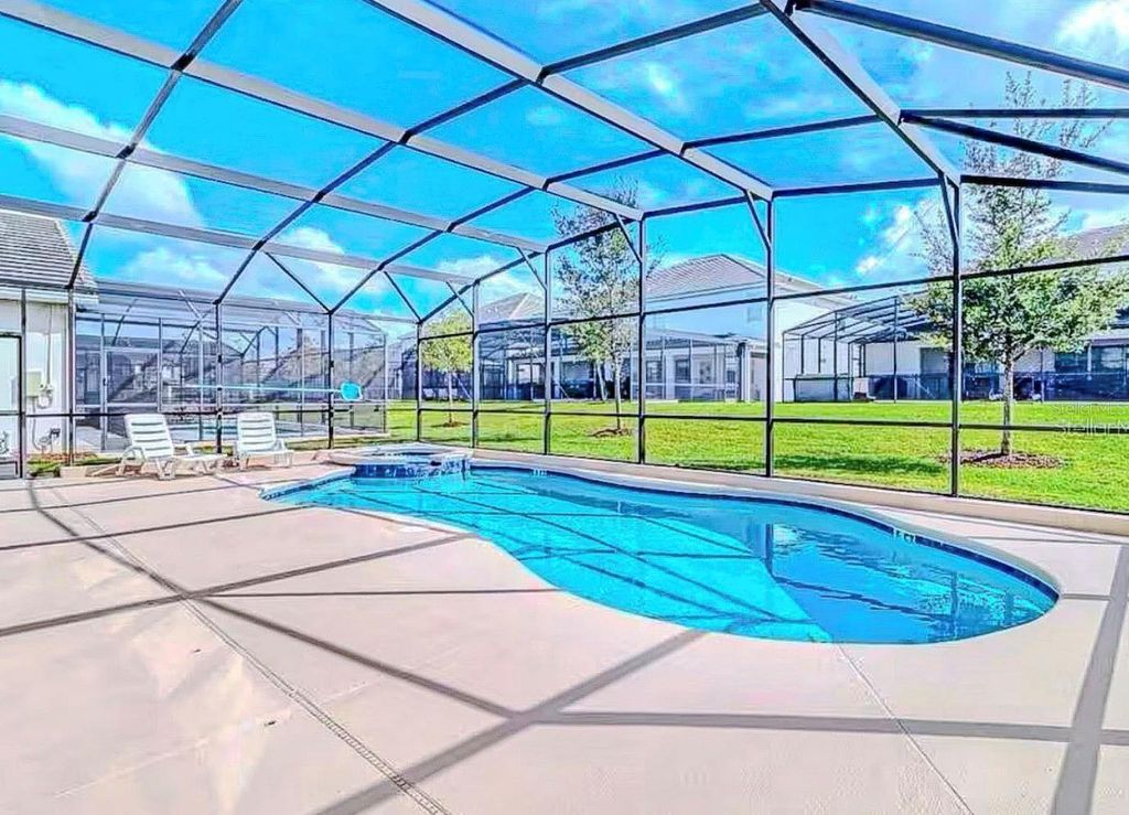 Image 33 of property listing at 2682 CALISTOGA AVENUE, Kissimmee, FL 34741