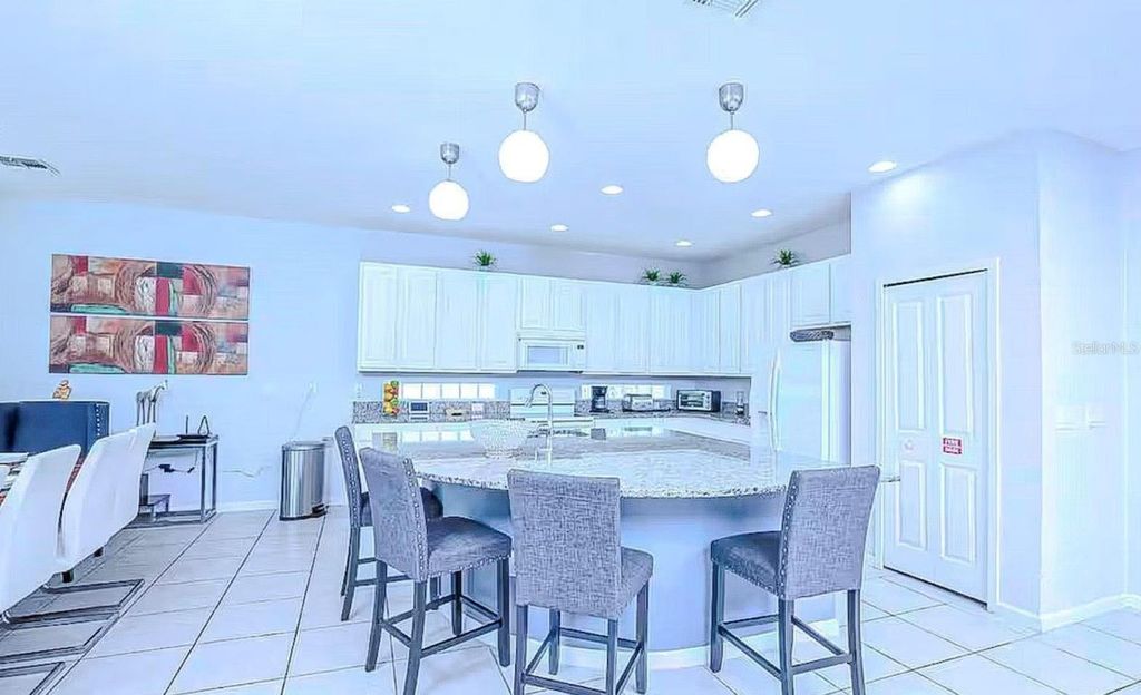 Image 8 of property listing at 2682 CALISTOGA AVENUE, Kissimmee, FL 34741