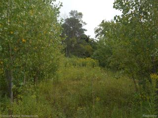 2448 CLAYWARD Drive, Burton, MI 48509