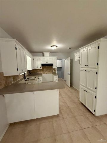 2208 Victoria Street, Hidalgo, TX 78557