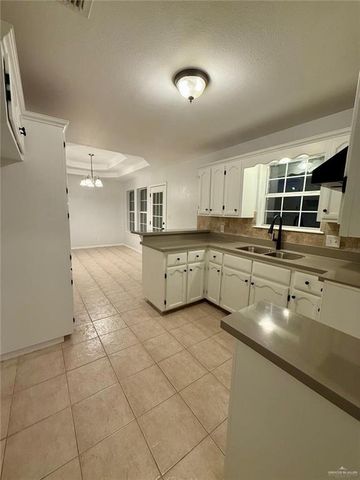 2208 Victoria Street, Hidalgo, TX 78557