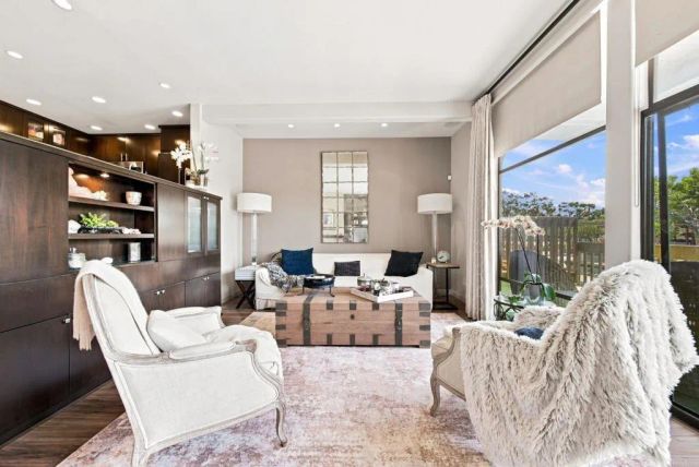 9126 Marina Pacifica Drive North, Long Beach, CA 90803