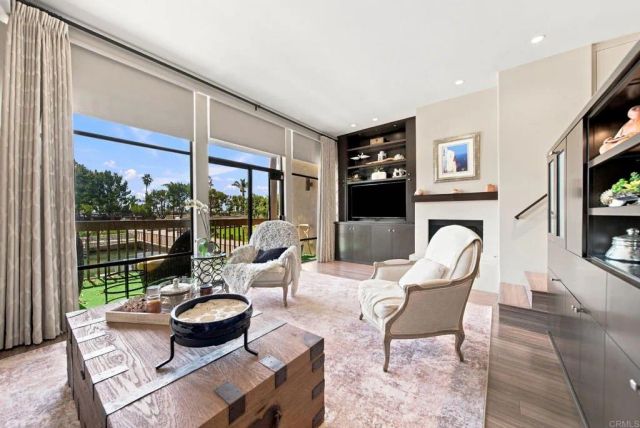 9126 Marina Pacifica Drive North, Long Beach, CA 90803