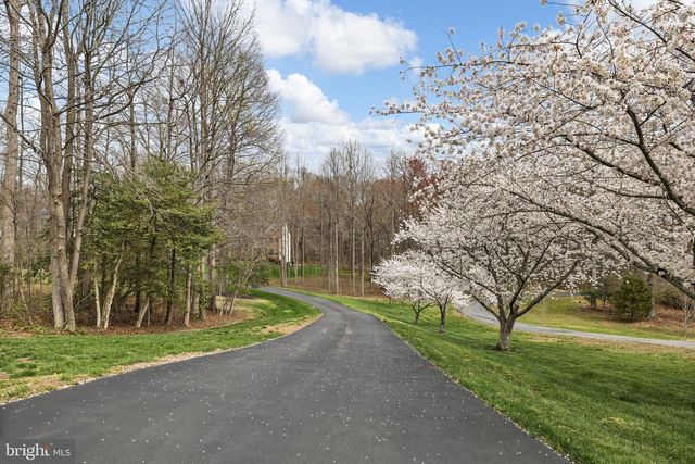 42 MEADOWBROOK LN, Stafford, VA 22554